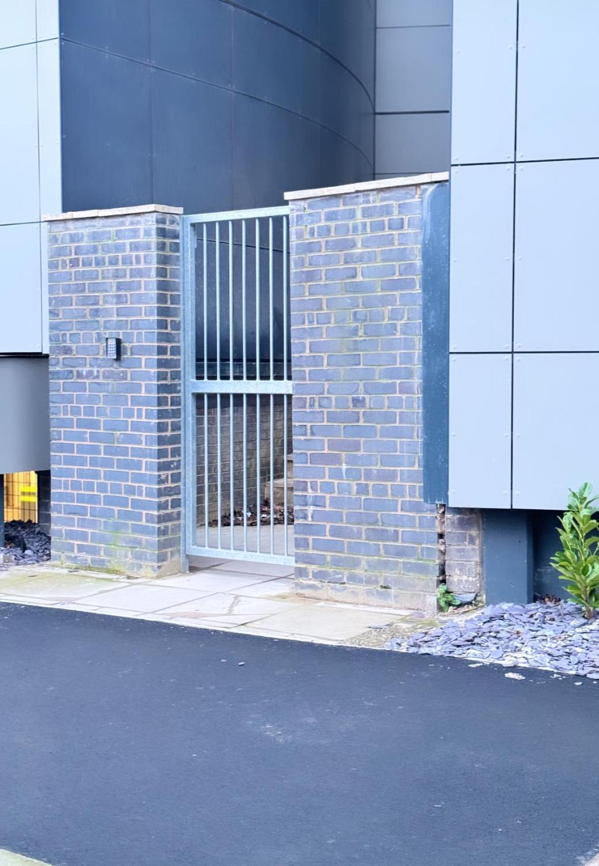 Luxury 2 Bedroom Apartment In Manchester City Centre - Free Parking Экстерьер фото